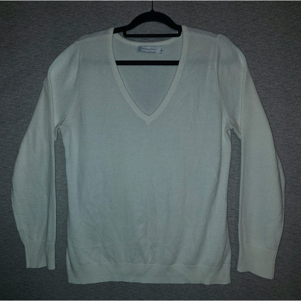 New York & Co Womens Large Ivory V-Neck Sweater Long Sleeve Minimalist Capsule